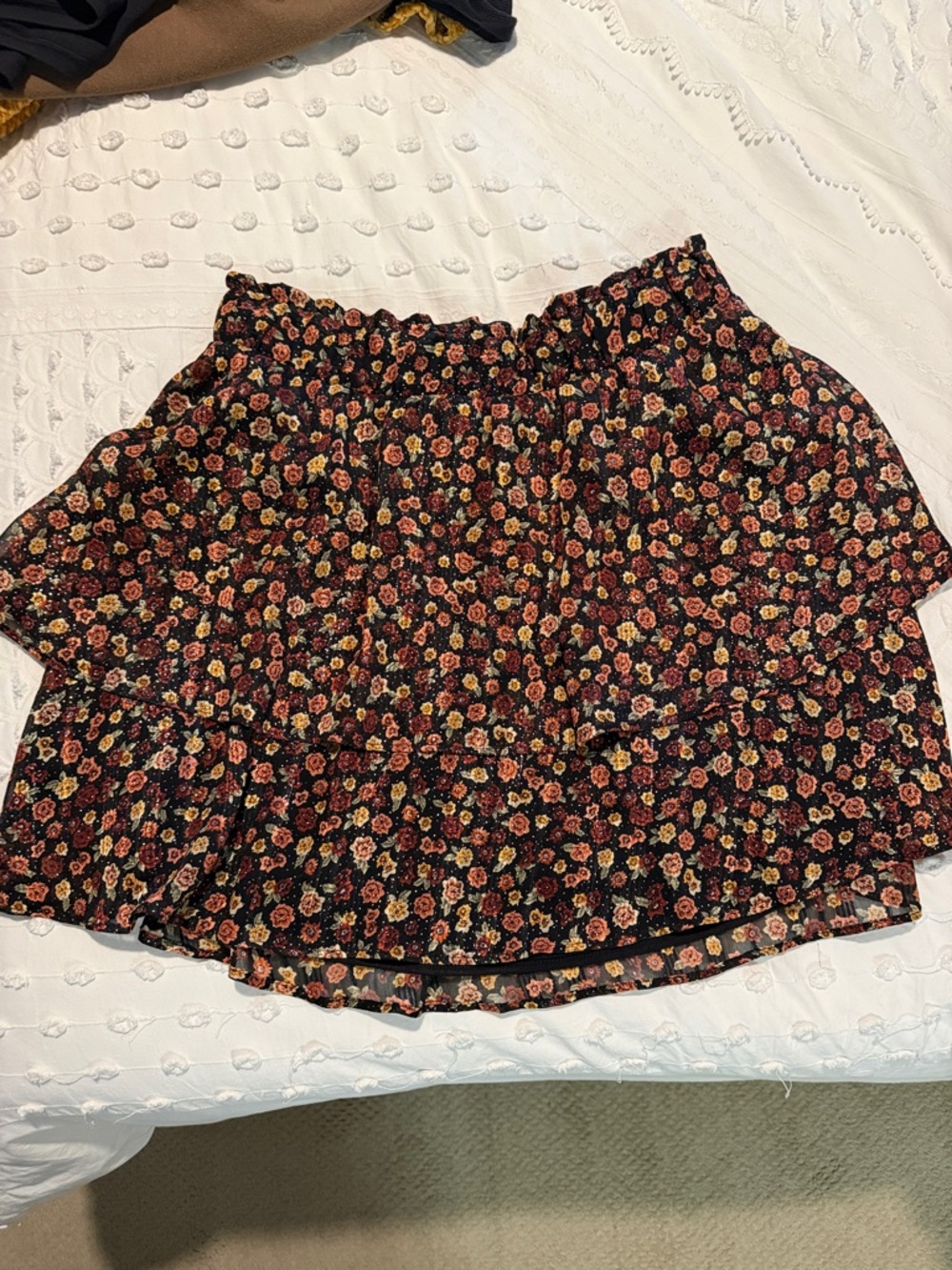 Show me your Mumu Floral Ruffle Mini Skirt - Black with Flowers